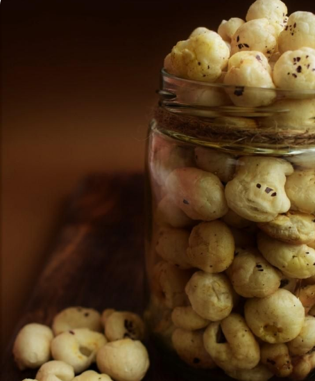 Cream and Onion Makhana